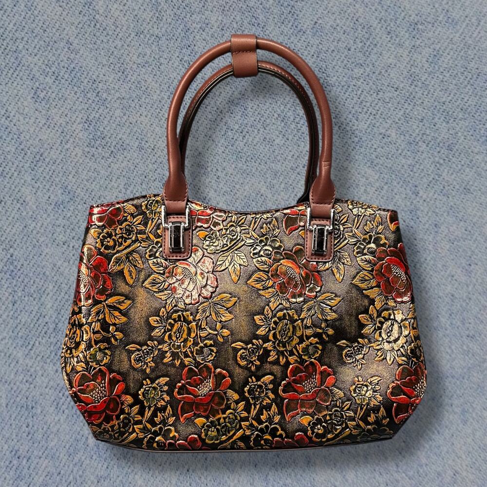 Siweiya Vintage Red Floral Embossed Handbag with Matching Wallet – Dual Handles - Picture 3 of 9